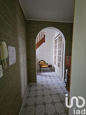 Maison - 180 m² - 5 pièces