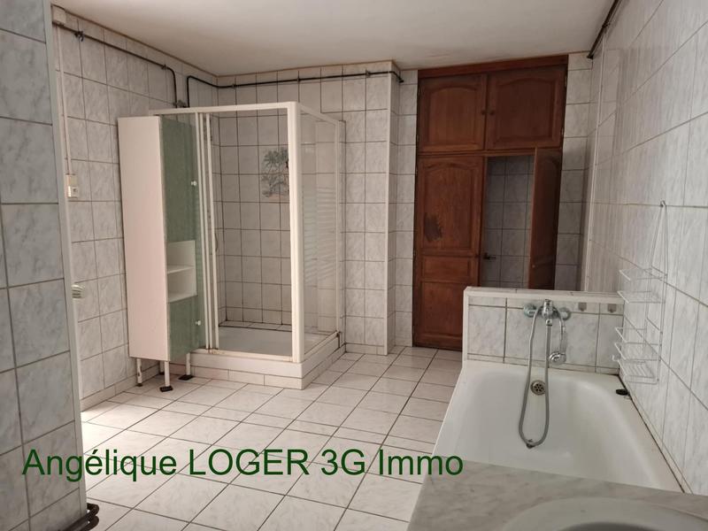 Maison traditionnelle - 122 m² - 6 pièces