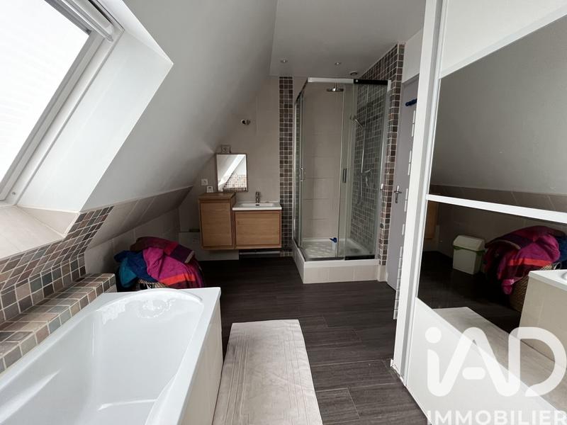 Maison - 153 m² - 6 pièces