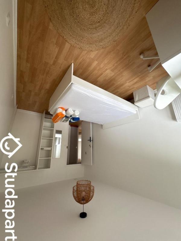 Chambre - 12 m² - 1 pièce