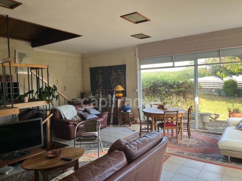 Maison - 165 m² - 7 pièces