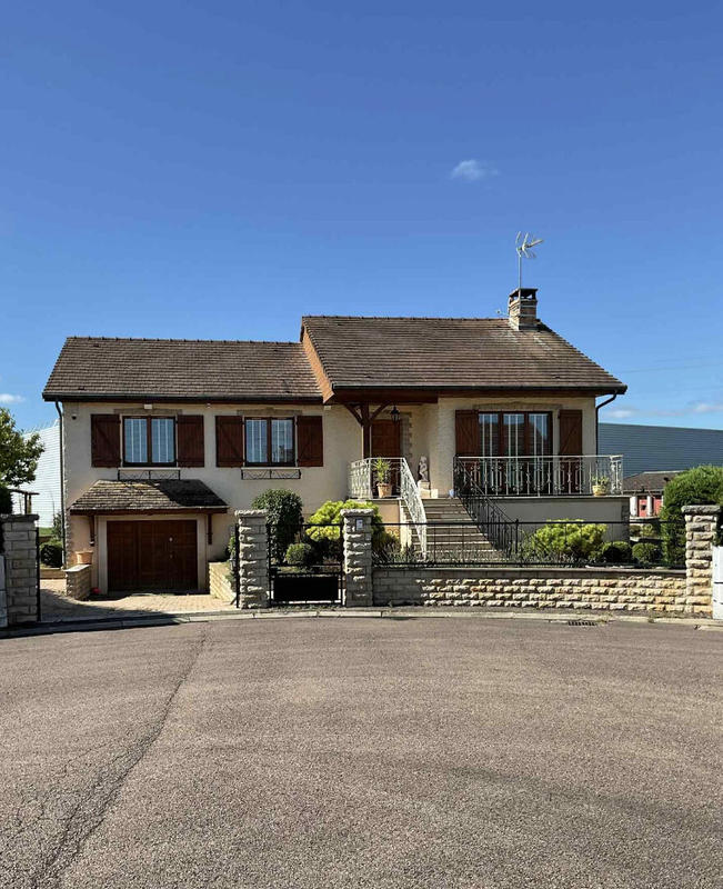 Maison - 150 m² - 6 pièces