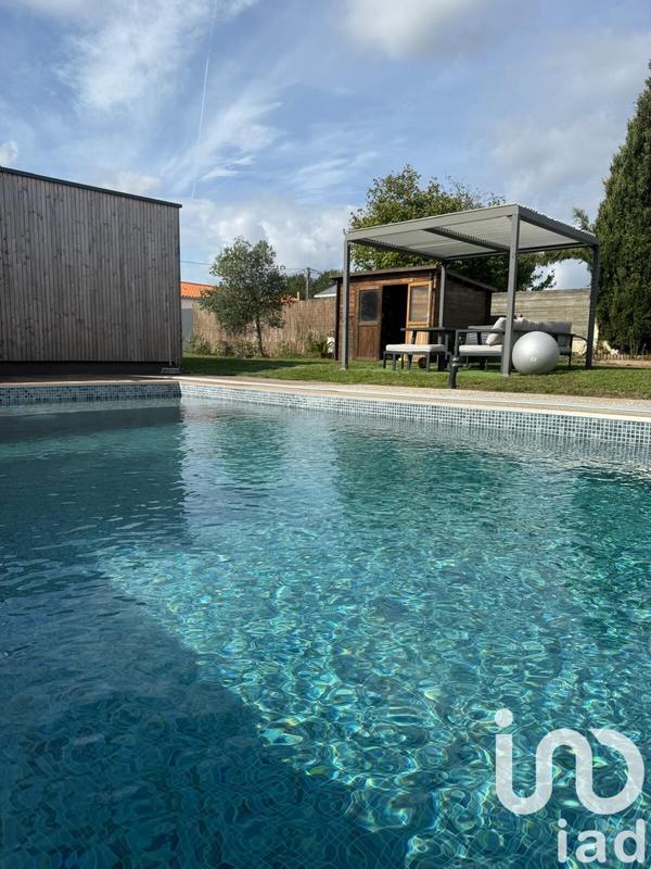 Maison - 182 m² - 7 pièces