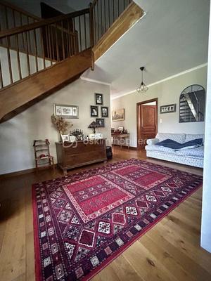 Demeure - 175 m² - 6 pièces