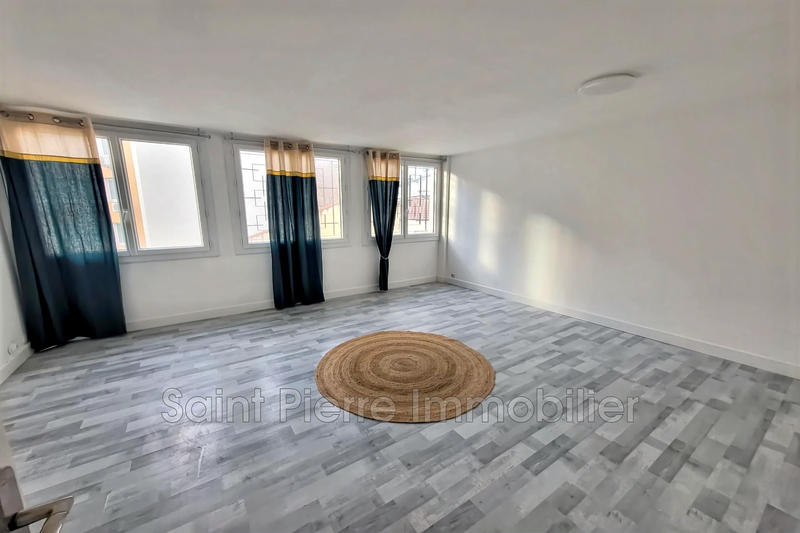 Appartement - 125 m² - 5 pièces