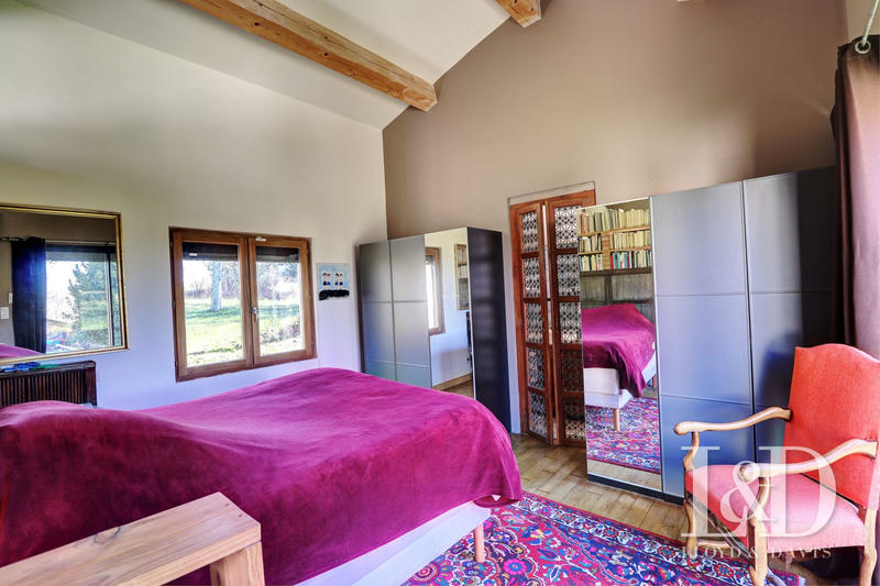 Mas - 250 m² - 9 pièces