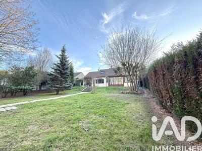 Maison - 182 m² - 7 pièces