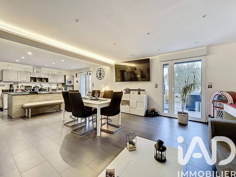 Maison - 117 m² - 5 pièces