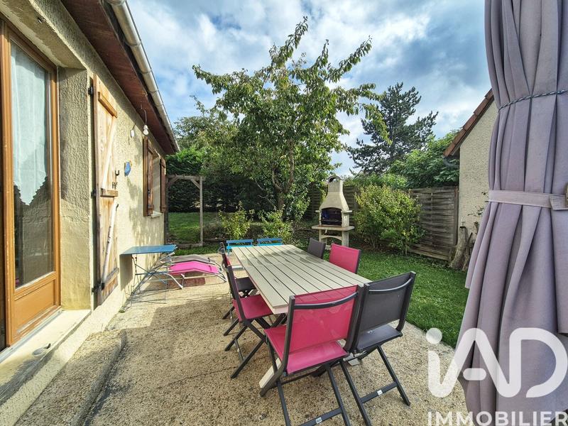 Maison - 90 m² - 5 pièces