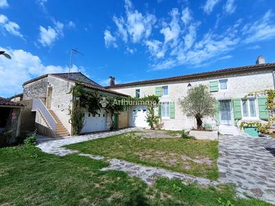 Maison - 188 m² - 6 pièces