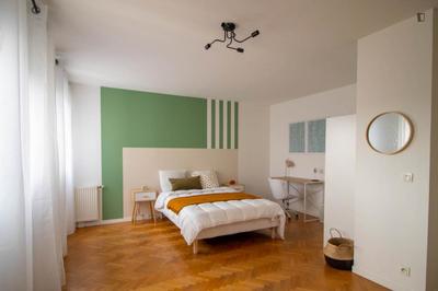 Chambre - 23 m² - 4 pièces