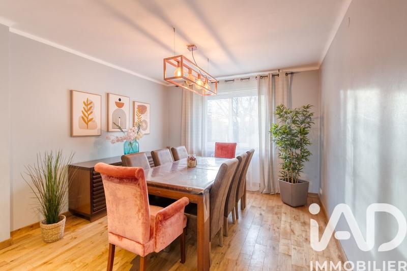 Maison - 110 m² - 5 pièces