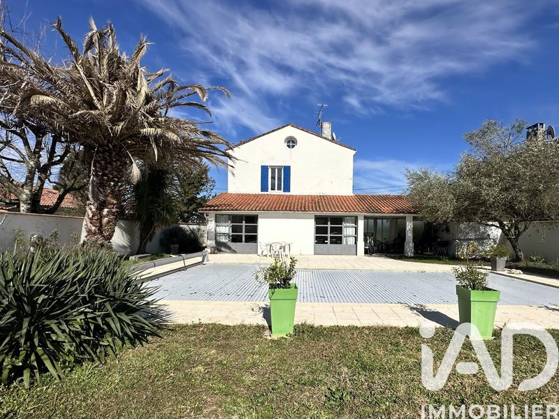 Maison - 191 m² - 5 pièces