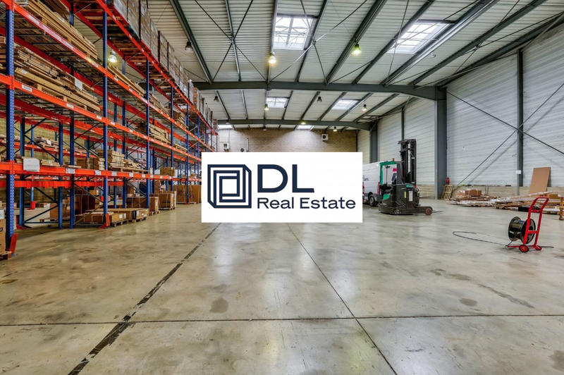 Entrepôt - 1 998 m²