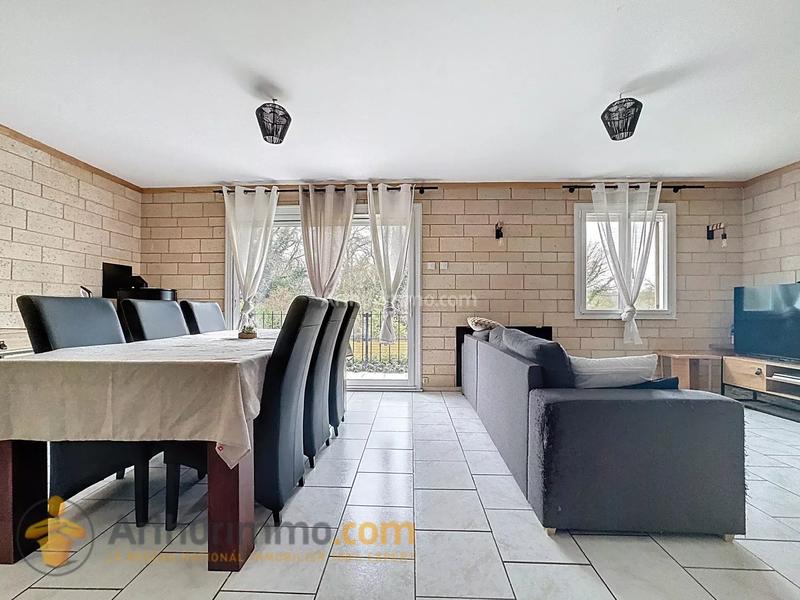 Maison - 97 m² - 5 pièces