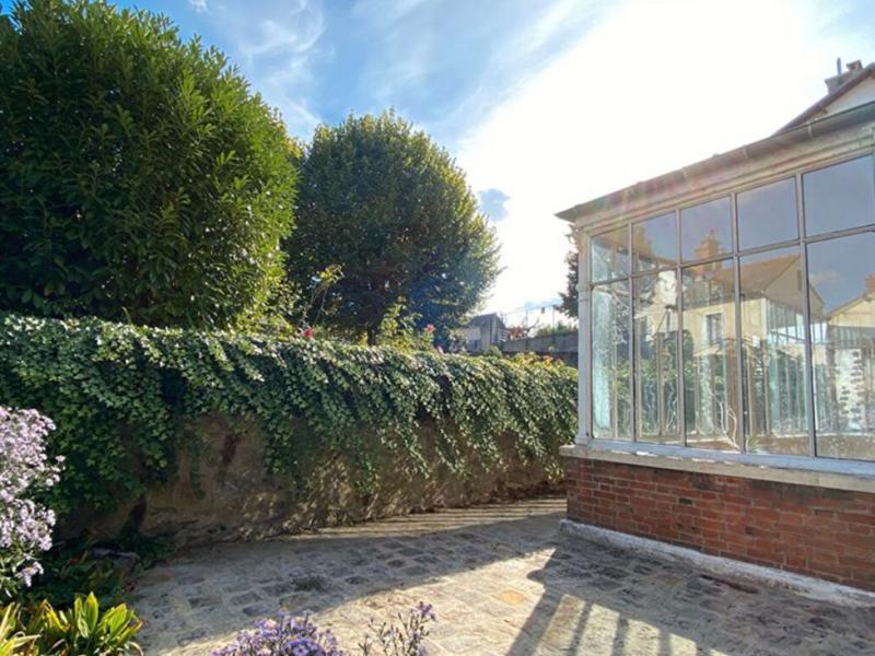 Maison - 350 m² - 12 pièces