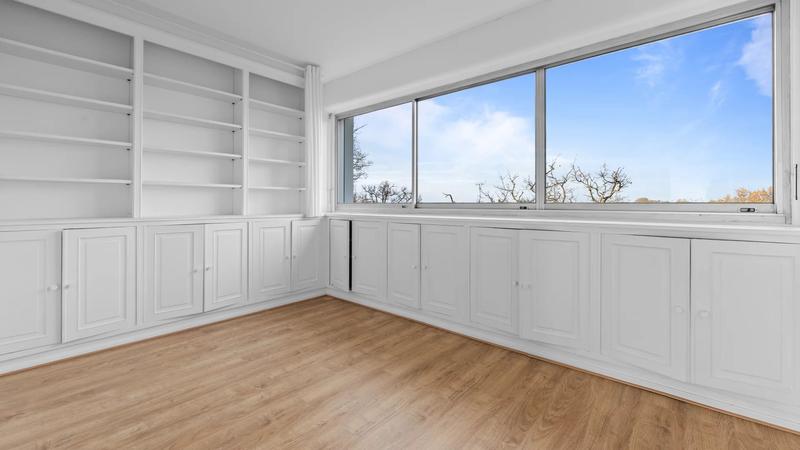 Appartement - 147 m² - 7 pièces