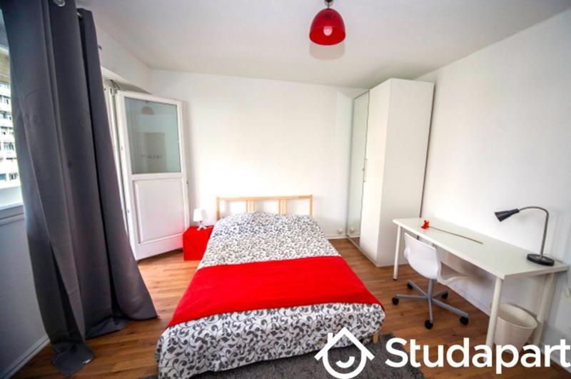 Chambre - 15 m² - 1 pièce