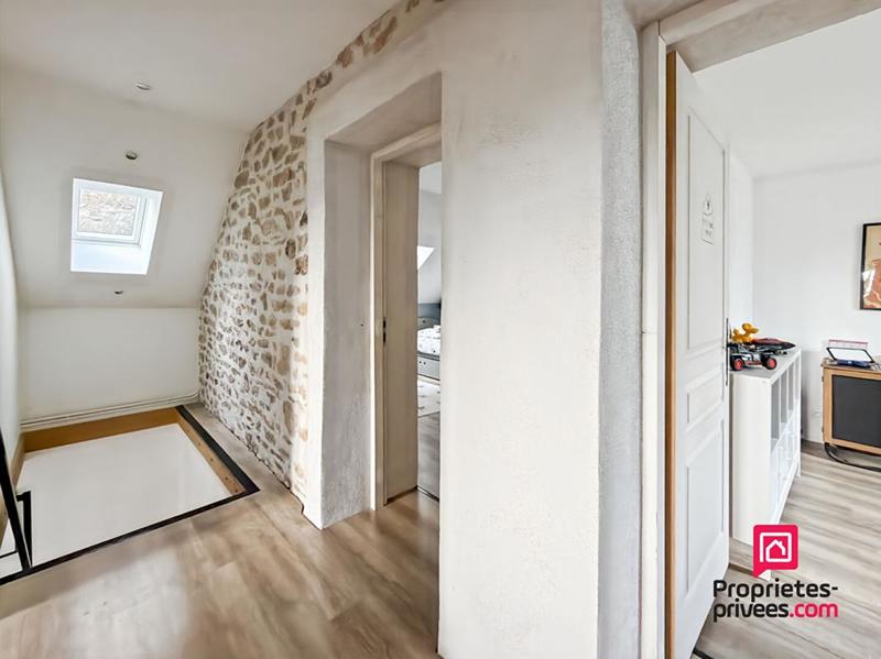 Maison - 140 m² - 6 pièces