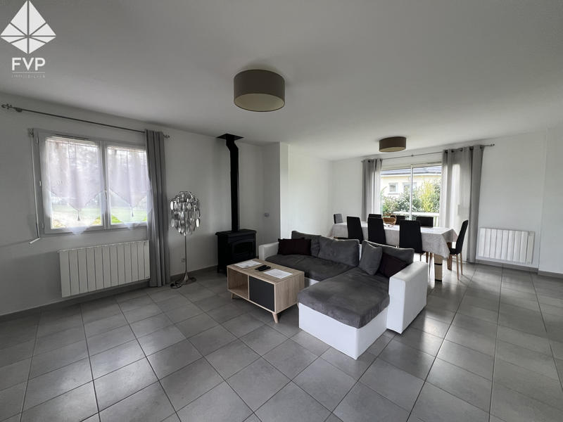 Maison - 104 m² - 5 pièces