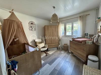 Appartement - 64 m² - 4 pièces