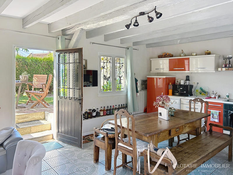 Maison - 200 m² - 10 pièces