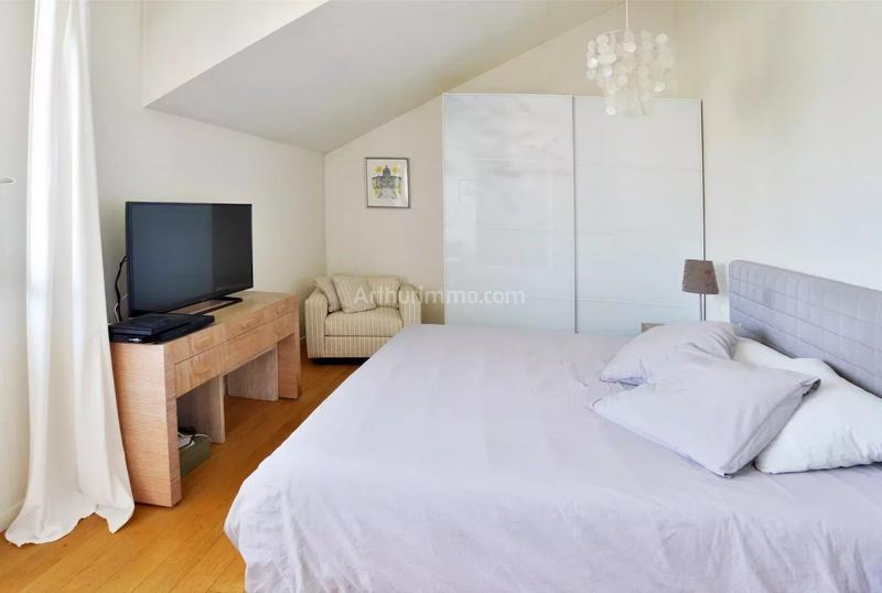 Maison - 182 m² - 8 pièces