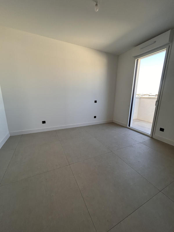 Appartement - 97 m² - 5 pièces