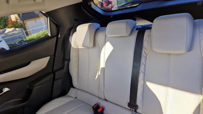 Ds Ds 3 Crossback II E-Tense 54 kWh 156 Esprit de Voyage - Automatique Entretien constructeur