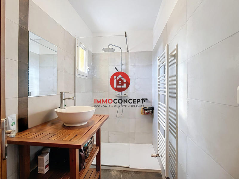 Maison traditionnelle - 140 m² - 5 pièces