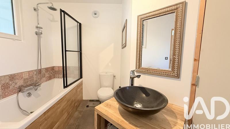 Maison - 215 m² - 6 pièces