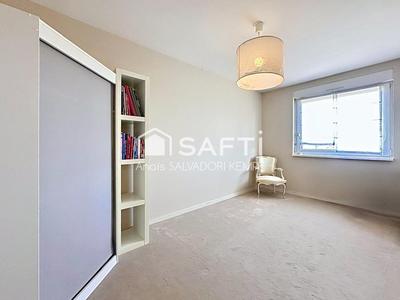 Appartement - 96 m² - 3 pièces