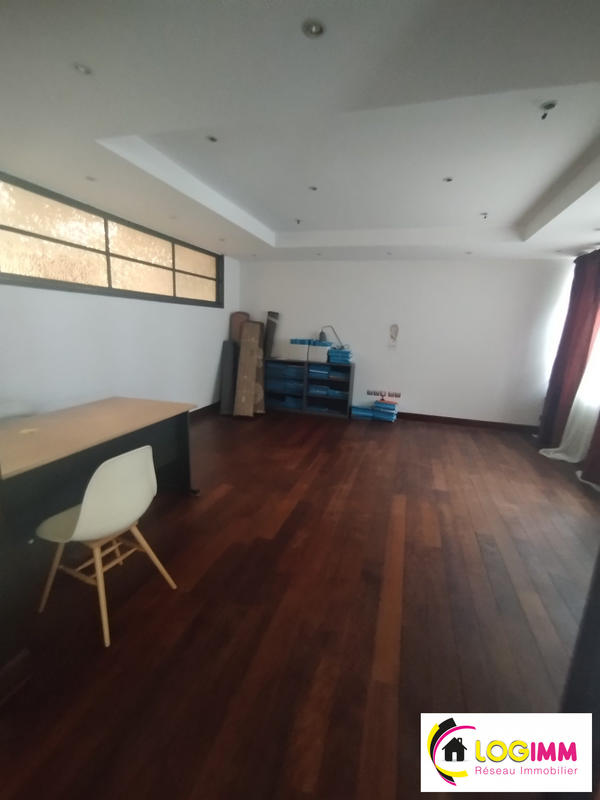 Appartement - 168 m² - 5 pièces