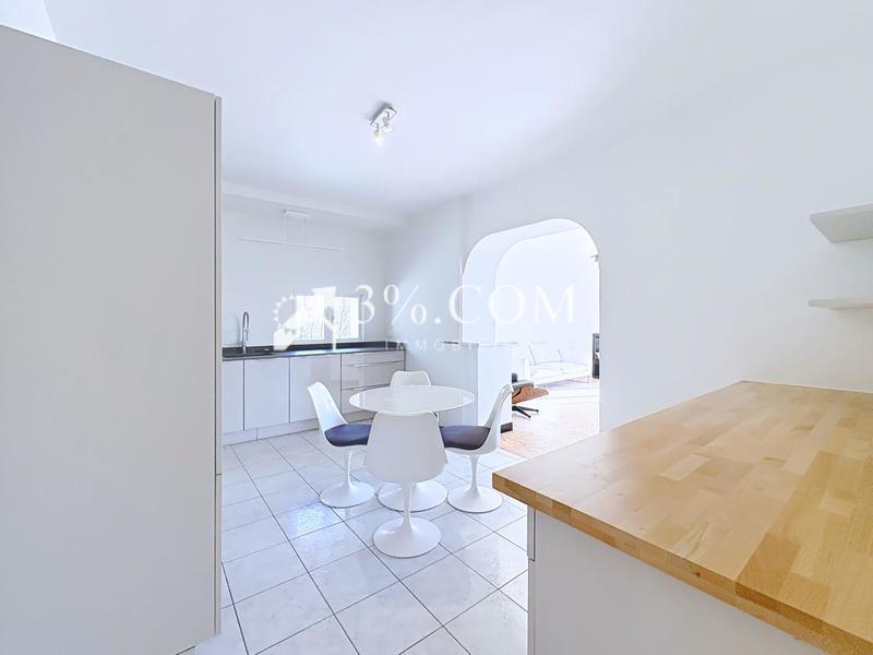 Maison - 183 m² - 8 pièces