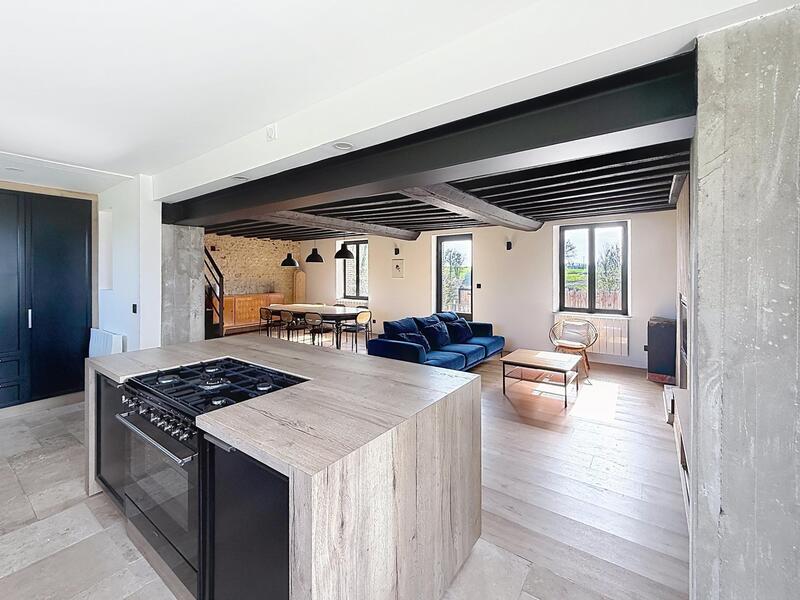 Maison - 148 m² - 6 pièces