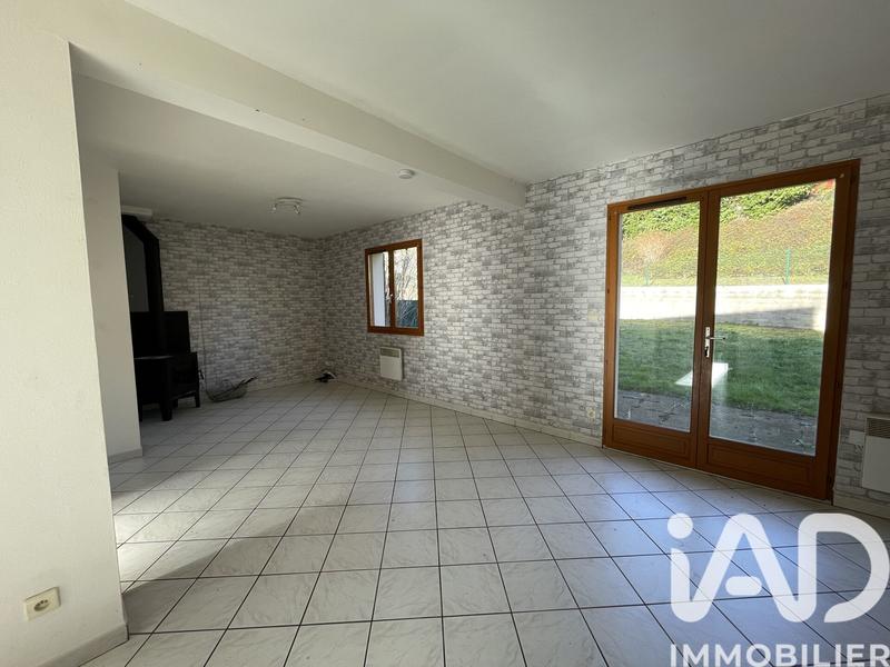 Maison de village - 90 m² - 5 pièces