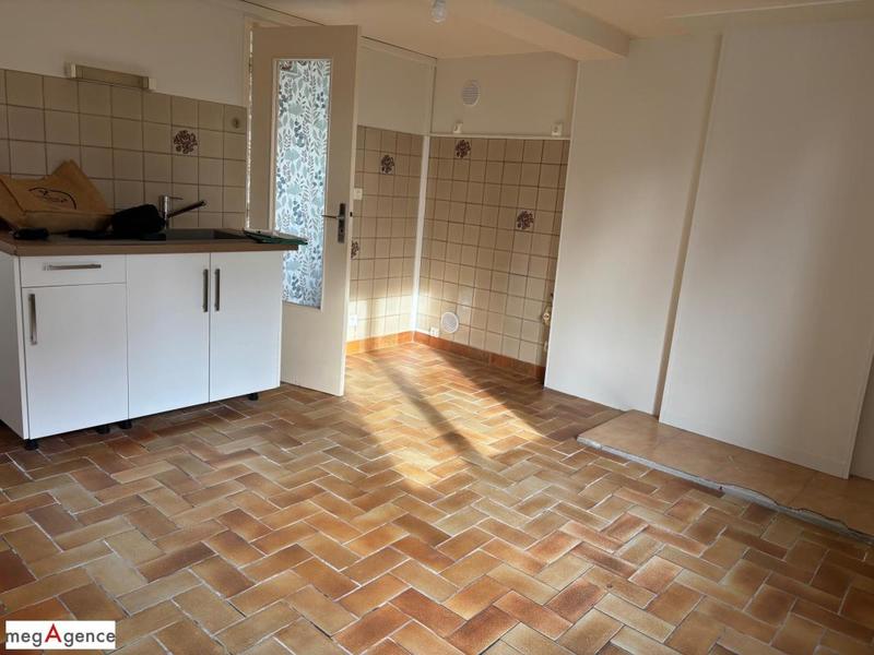 Maison traditionnelle - 140 m² - 6 pièces