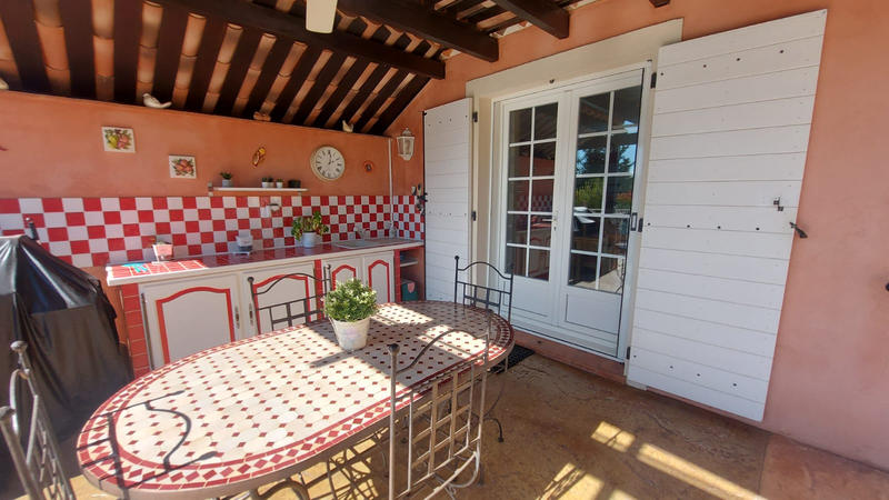 Villa - 145 m² - 6 pièces