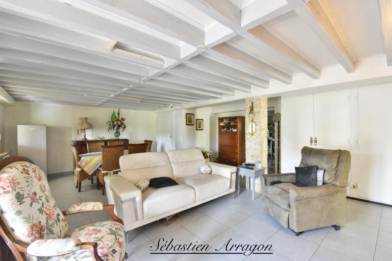 Maison - 229 m² - 8 pièces