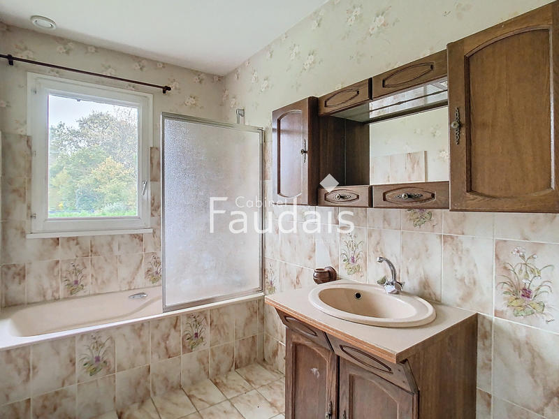 Maison - 150 m² - 9 pièces