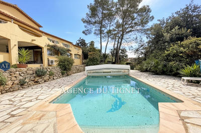 Maison - 152 m² - 7 pièces