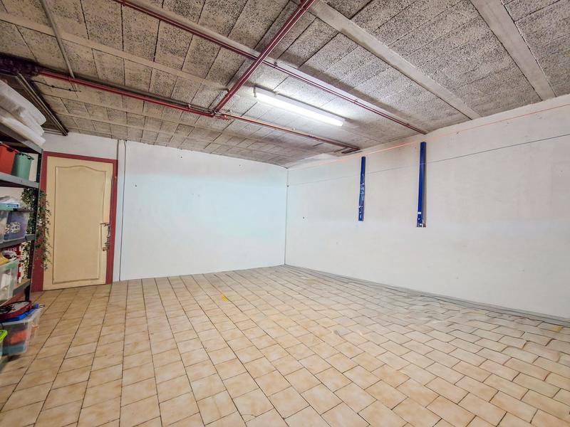 Maison - 194 m² - 8 pièces