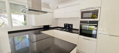 Appartement - 86 m² - 4 pièces