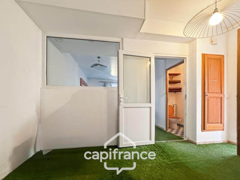 Local commercial - 43 m² - 2 pièces