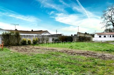 Terrain constructible - 296 m²