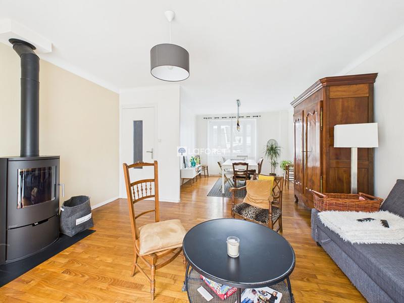 Maison - 120 m² - 5 pièces