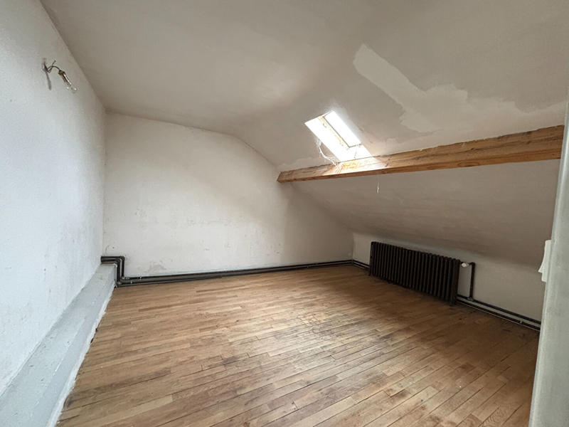 Immeuble - 7 pièces