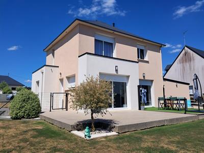 Maison contemporaine - 96 m² - 5 pièces