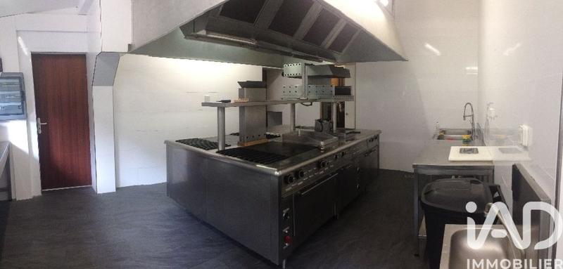 Maison - 700 m² - 15 pièces