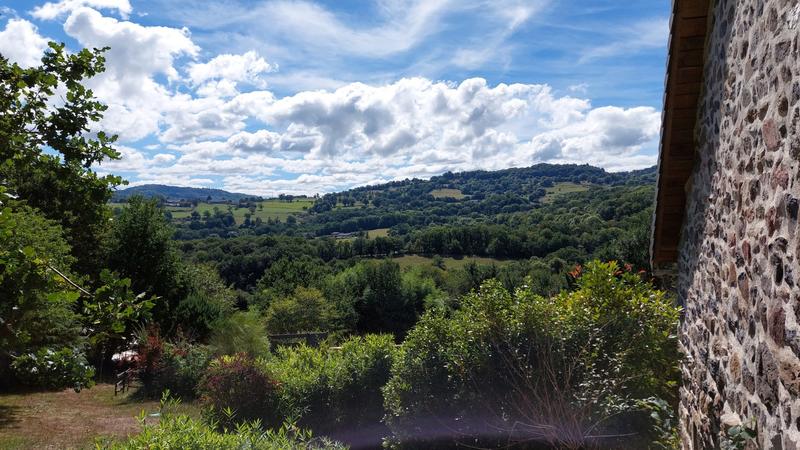 Maison traditionnelle - 238 m² - 10 pièces